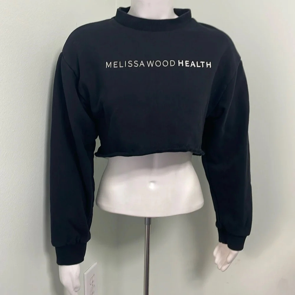 Melissa Wood Health Black cropped Sweatshirt size small
